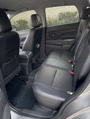 MITSUBISHI-ASX-2016