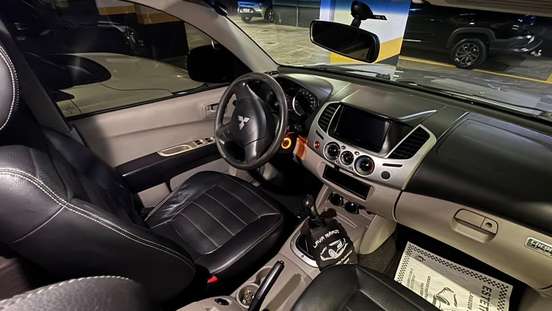 MITSUBISHI-L200 TRITON-2016