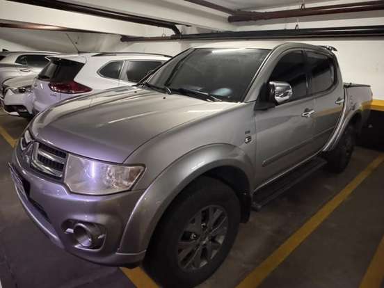 MITSUBISHI-L200 TRITON-2.4 HLS CHROME 4X2 CD 16V FLEX 4P MANUAL MITSUBISHI-L200 TRITON-2016