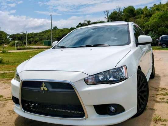 MITSUBISHI-LANCER-2.0 16V GASOLINA 4P AUTOMÁTICO MITSUBISHI-LANCER-2015
