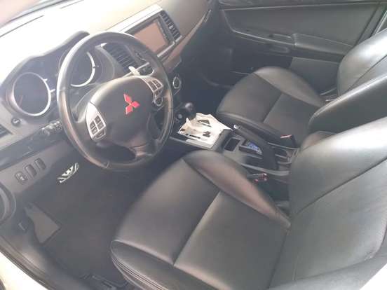 MITSUBISHI-LANCER-2.0 16V GASOLINA 4P AUTOMÁTICO MITSUBISHI-LANCER-2015