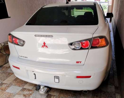 MITSUBISHI-LANCER-2015