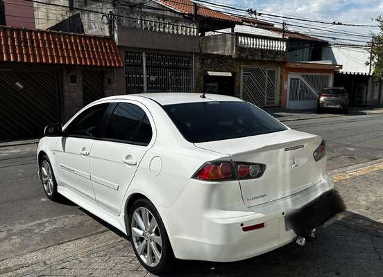 MITSUBISHI-LANCER-2.0 16V GASOLINA 4P AUTOMÁTICO MITSUBISHI-LANCER-2013