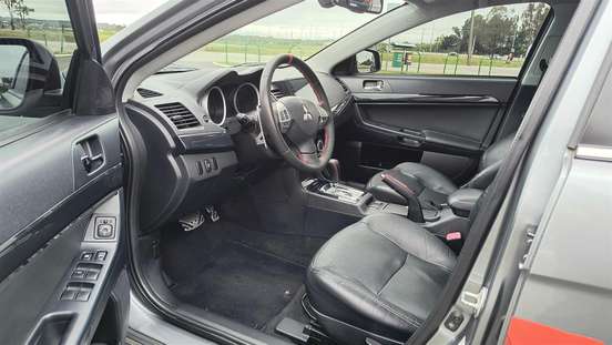 MITSUBISHI-LANCER-2013