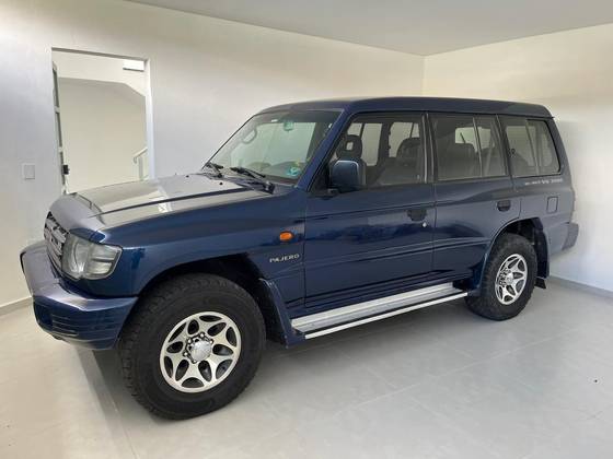 MITSUBISHI PAJERO 3.0 GLS-B 4X4 V6 181CV GASOLINA 4P AUTOMÁTICO
