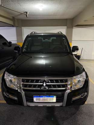 MITSUBISHI-PAJERO-2018