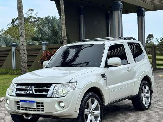 MITSUBISHI-PAJERO FULL-3.2 HPE 4X4 16V TURBO INTERCOOLER DIESEL 2P AUTOMÁTICO MITSUBISHI-PAJERO FULL-2013