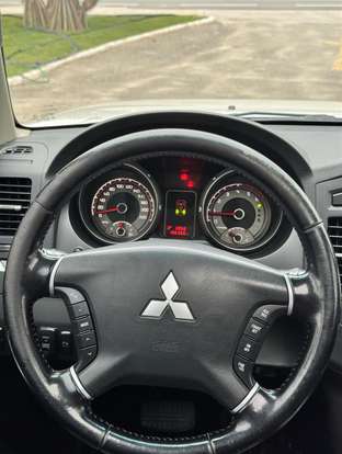 MITSUBISHI-PAJERO FULL-2013