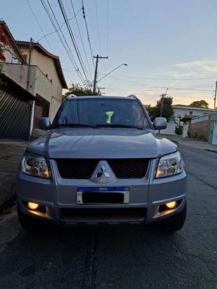 MITSUBISHI-PAJERO TR4-2013