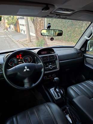 MITSUBISHI-PAJERO TR4-2013