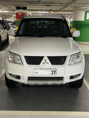 MITSUBISHI-PAJERO TR4-2012