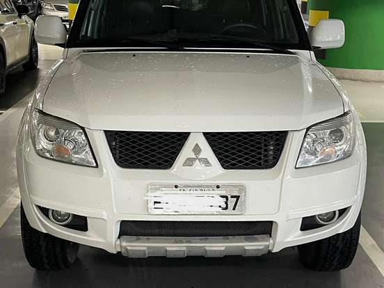 MITSUBISHI-PAJERO TR4-2.0 4X2 16V 140CV FLEX 4P AUTOMÁTICO MITSUBISHI-PAJERO TR4-2012
