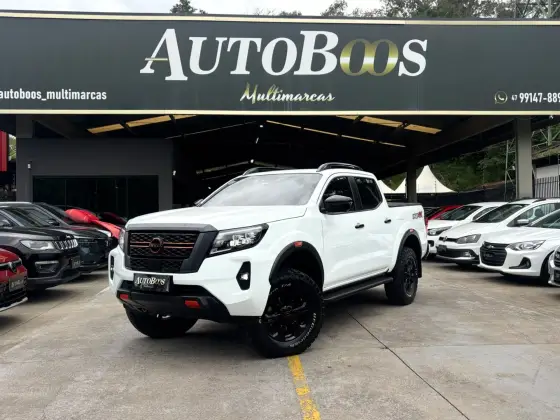 NISSAN FRONTIER 2.3 16V TURBO DIESEL PRO4X CD 4X4 AUTOMÁTICO