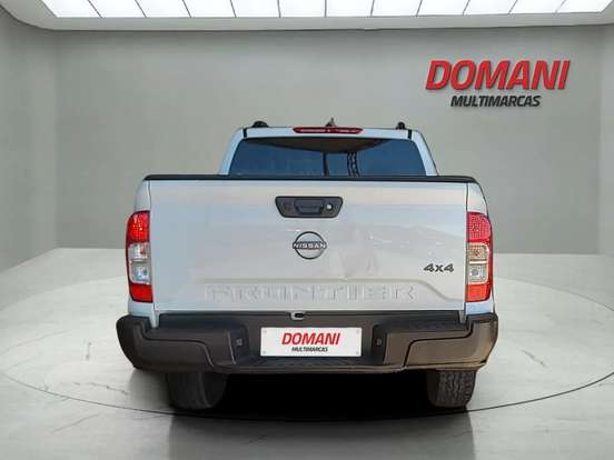 NISSAN-FRONTIER-2024
