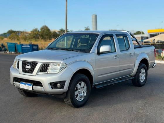 NISSAN FRONTIER 2.5 S 4X4 CD TURBO ELETRONIC DIESEL 4P MANUAL