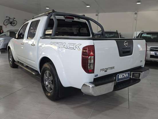 NISSAN-FRONTIER-2.5 SV ATTACK 4X4 CD TURBO ELETRONIC DIESEL 4P AUTOMÁTICO NISSAN-FRONTIER-2015