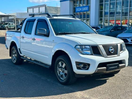 NISSAN FRONTIER 2.5 SV ATTACK 4X4 CD TURBO ELETRONIC DIESEL 4P MANUAL