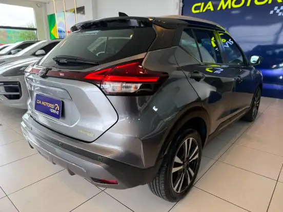 NISSAN-KICKS-2023