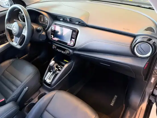 NISSAN-KICKS-2023