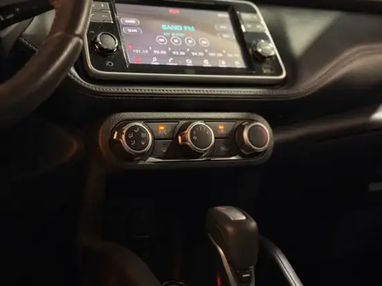 NISSAN-KICKS-1.6 16V FLEXSTART SV 4P XTRONIC NISSAN-KICKS-2019