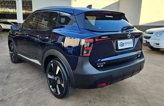 NISSAN-KICKS-2025