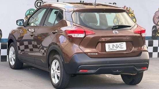 NISSAN-KICKS-2018