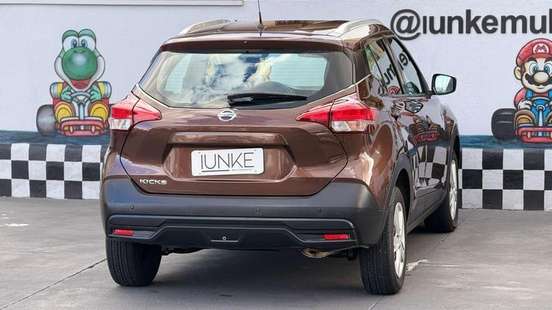 NISSAN-KICKS-2018