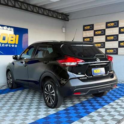 NISSAN-KICKS-2020