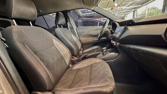 NISSAN-KICKS-2020