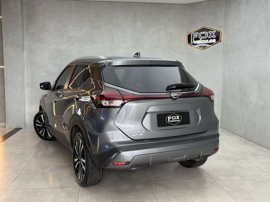 NISSAN-KICKS PLAY-2025