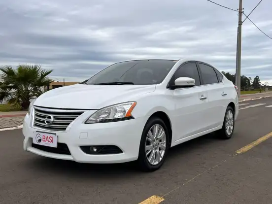 NISSAN-SENTRA-2014