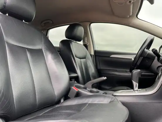 NISSAN-SENTRA-2014