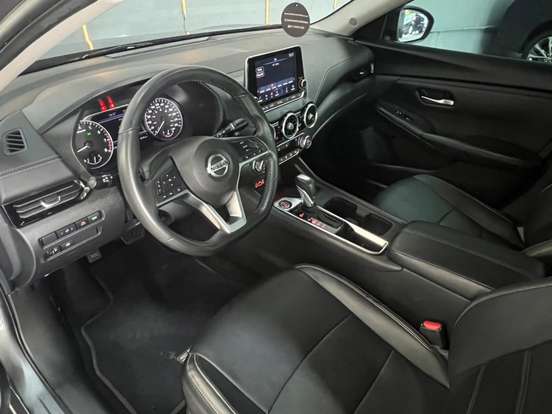 NISSAN-SENTRA-2023