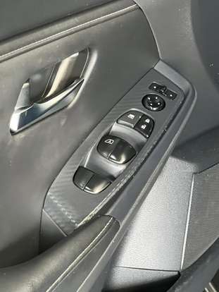 NISSAN-SENTRA-2023