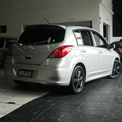NISSAN TIIDA 1.8 SL 16V FLEX 4P MANUAL