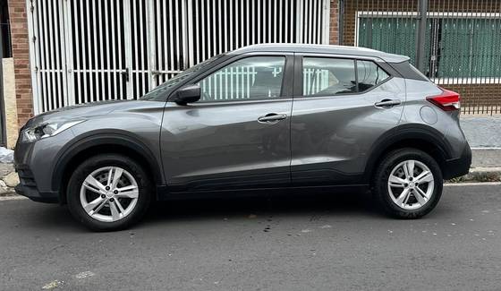 NISSAN KICKS 1.6 16V FLEXSTART S DIRECT 4P XTRONIC