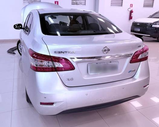 NISSAN SENTRA 2.0 SV 16V FLEX 4P AUTOMÁTICO