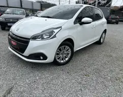 PEUGEOT 208 1.6 ACTIVE PACK 16V FLEX 4P AUTOMÁTICO PEUGEOT 208 1.6 ACTIVE PACK 16V FLEX 4P AUTOMÁTICO