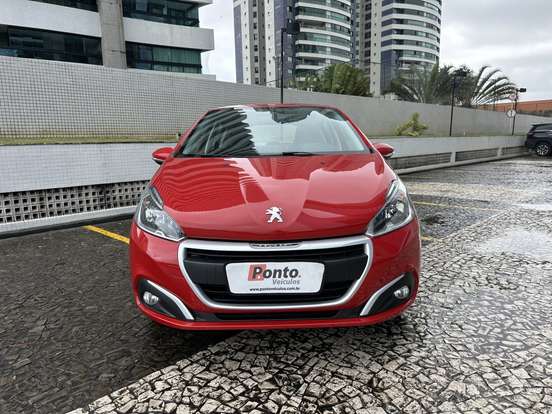 PEUGEOT-208-2018