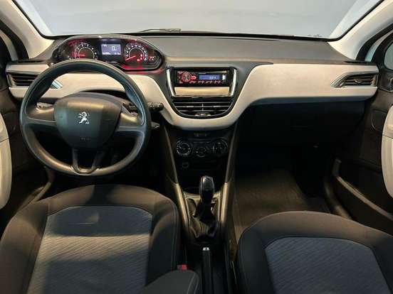 PEUGEOT-208-2014