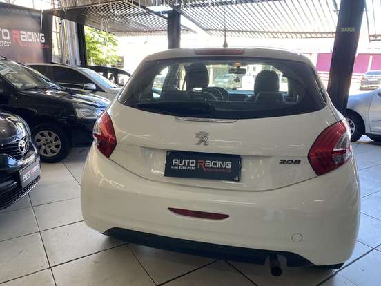 PEUGEOT-208-2013