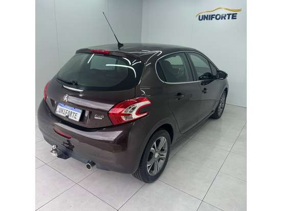PEUGEOT-208-2014