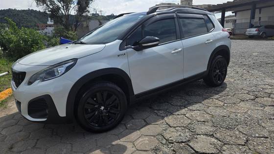 PEUGEOT 2008 1.6 16V FLEX STYLE 4P AUTOMÁTICO