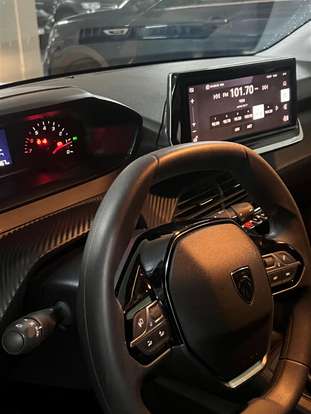 PEUGEOT-208-2025