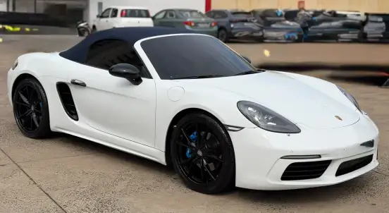 PORSCHE-718-2016
