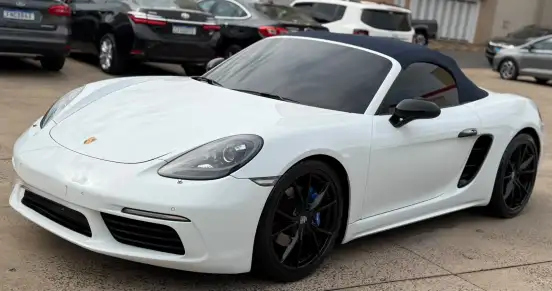 PORSCHE-718-2016