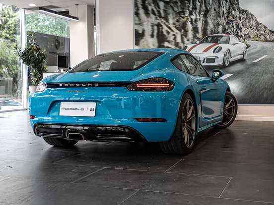 PORSCHE-718-2019