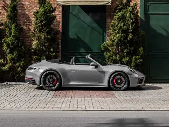 PORSCHE-911-3.0 24V H6 GASOLINA CARRERA 4 GTS CABRIOLET PDK PORSCHE-911-2023