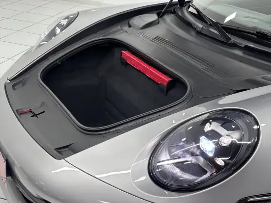 PORSCHE-911-2021