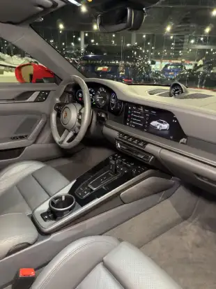 PORSCHE-911-2024